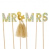1 cake toppers Mr & Mrs liberty