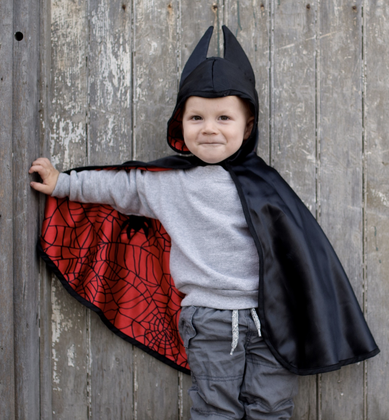 Cape Reversible Batman Et Spiderman Bebe 1 2ans Happy Family