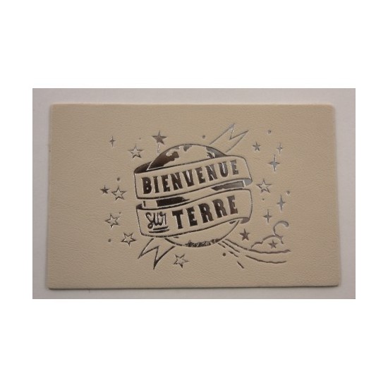 Carte Cuir "Bienvenue sur terre"