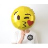 Emoji "Smiley kissing"